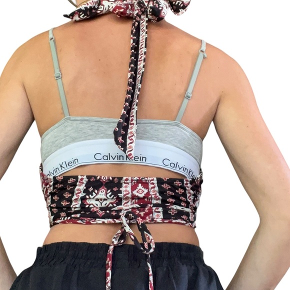 Junie Clothing Women OS Red Black Cream Boho Print Halter Tie Neck Bust Crop Top - Picture 13 of 13